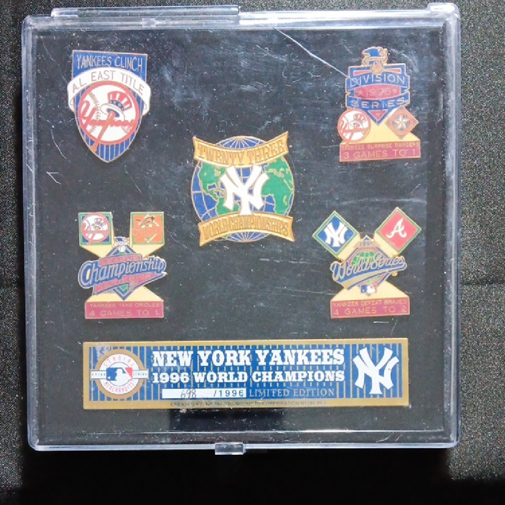 New York Yankees 1996 World Champions Pin Set